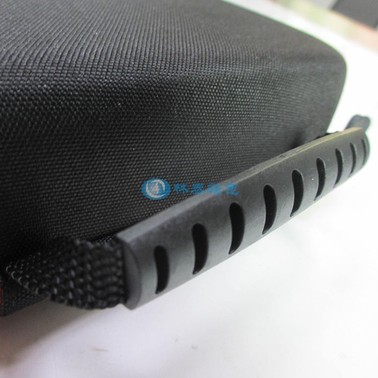 （非標(biāo)準(zhǔn)小號）外黑里橙 EVA相機(jī)包把手細(xì)節(jié)